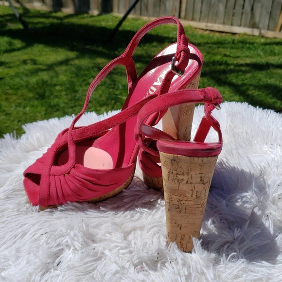 PRADA PINK SUEDE PLATFORM HEELS SIZE 37.5 - Picture 9 of 16